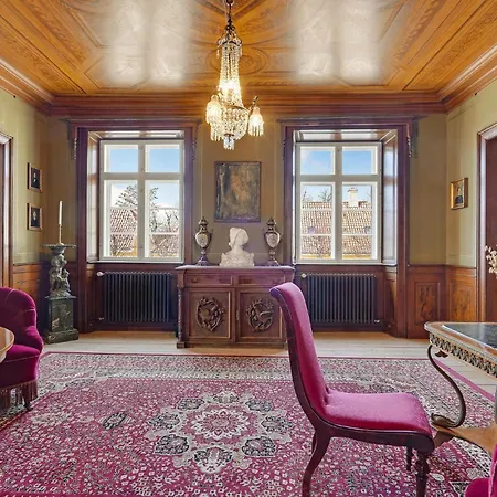 2 Bedroom Stunning In